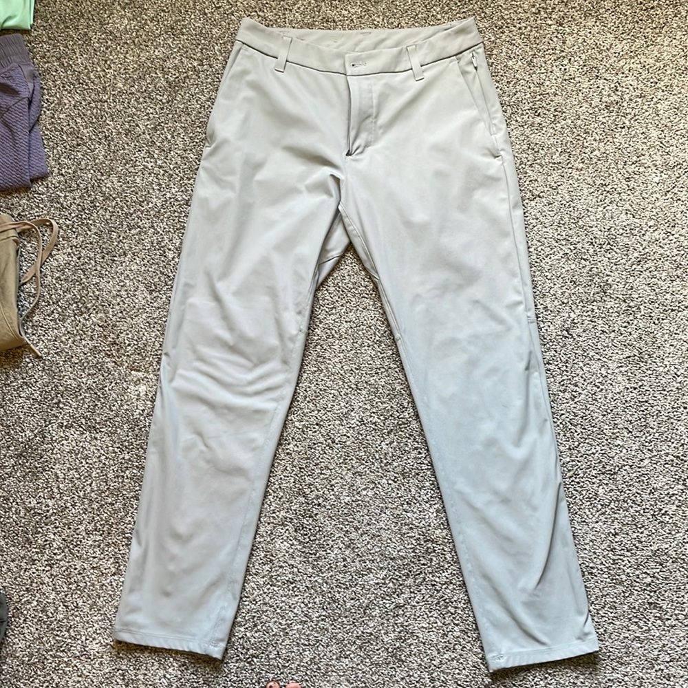 Men’s Lululemon Commission Pants Classic 30x30 - Silvertone